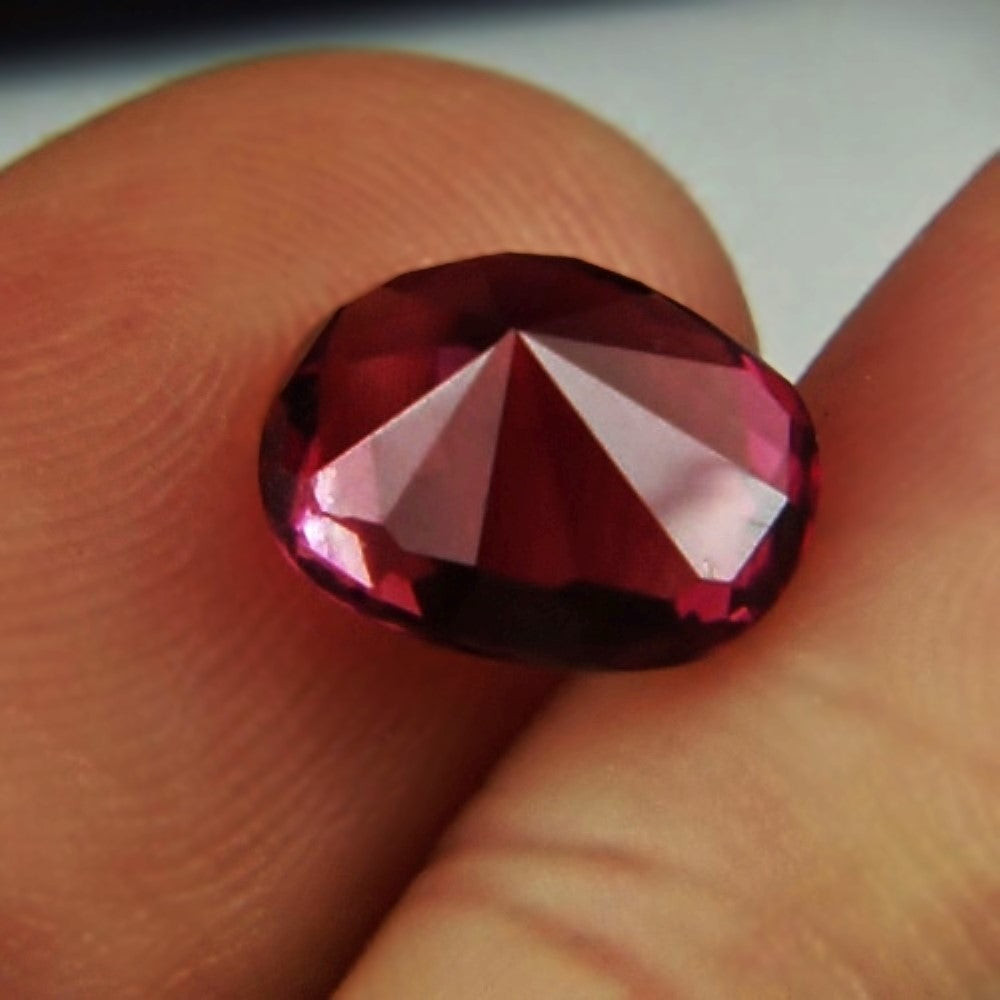 Rich Color! Huge & Natural Red South East Asia Spinel 4.21 ct GL