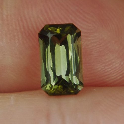 Bright & Pretty! Yellow Green Nigerian Tourmaline 2.34 Carat