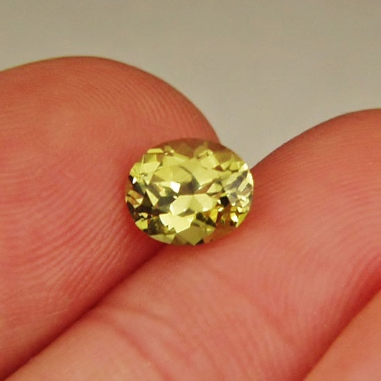 Natural Mali Garnet — 1.50 ct, Republic of Mali, Stepped Oval