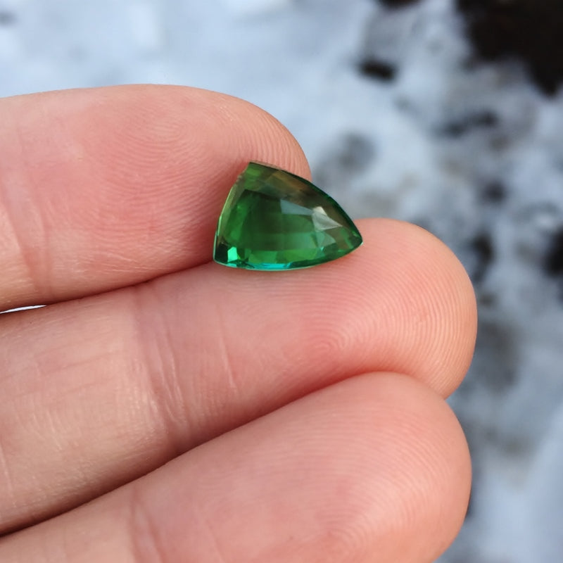 Fine Color & Bright! Kelly Green Tourmaline Brazil 4.86 ct
