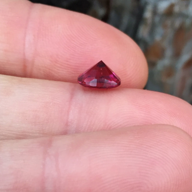 Special Color! Rich Pink South East Asia Spinel 2.12 ct GL