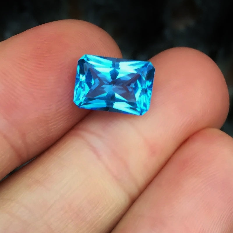 Natural Swiss Blue Topaz — 5.54 ct, Brazil, Barion Emerald Cut (GL)