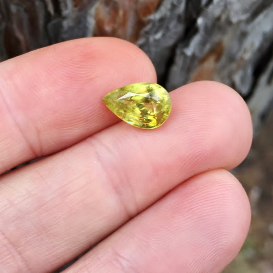 Yellow Green Natural Sphene Pakistan 3.30 Carat