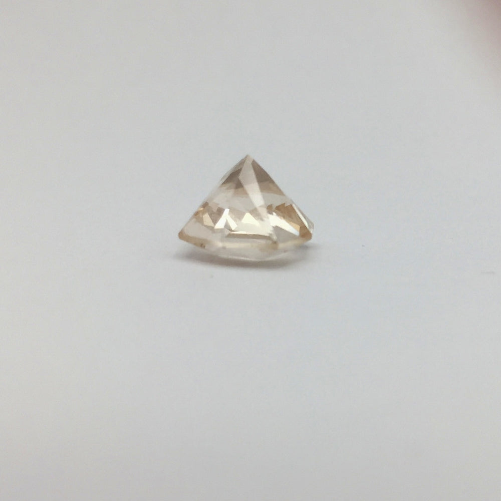 Natural Champagne Topaz — 5.14 ct, Pakistan, Octagon Brilliant (GL)