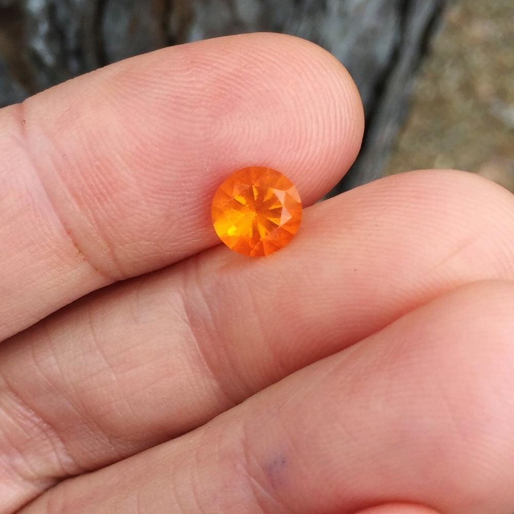 Fine Color & Cut! Faceted Orange Mexican Fire Opal! 1.11 ct