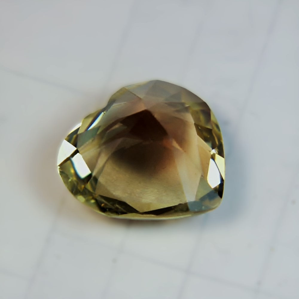 Natural Bi-Color Oregon Sunstone — 9.84 ct, Oregon, Heart Brilliant (GL)