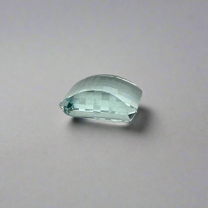 Rare Checkerboard-Cut Aquamarine – 17.52 Carats of Crystal Clarity
