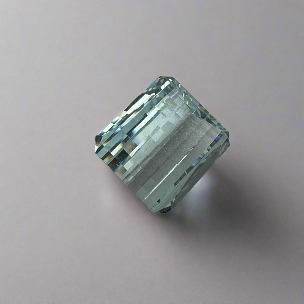 Rare Checkerboard-Cut Aquamarine – 17.52 Carats of Crystal Clarity