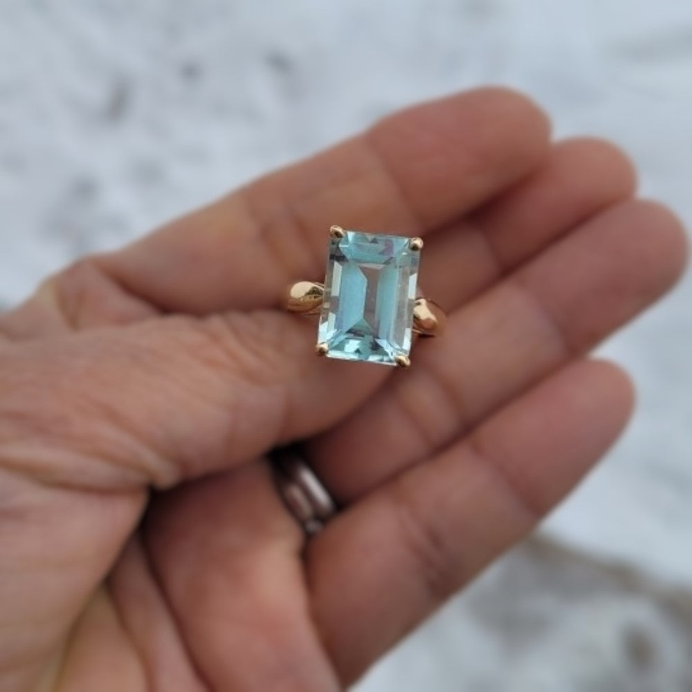 Quality! 14 Karat Natural Brazil Aquamarine Ring