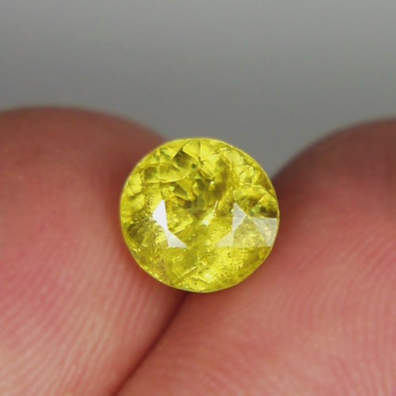 Brilliant! Natural Yellow Sphene Pakistan 2.49 ct