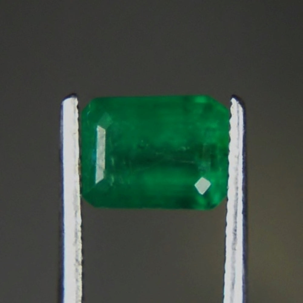 Rich & Superb Color! Natural Emerald Brazil