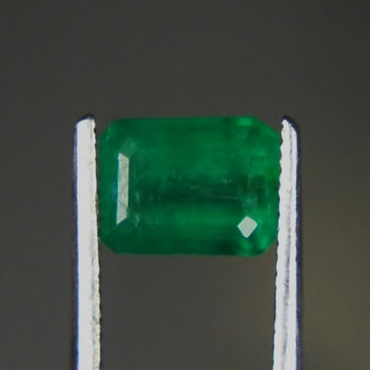 Rich & Superb Color! Natural Emerald Brazil