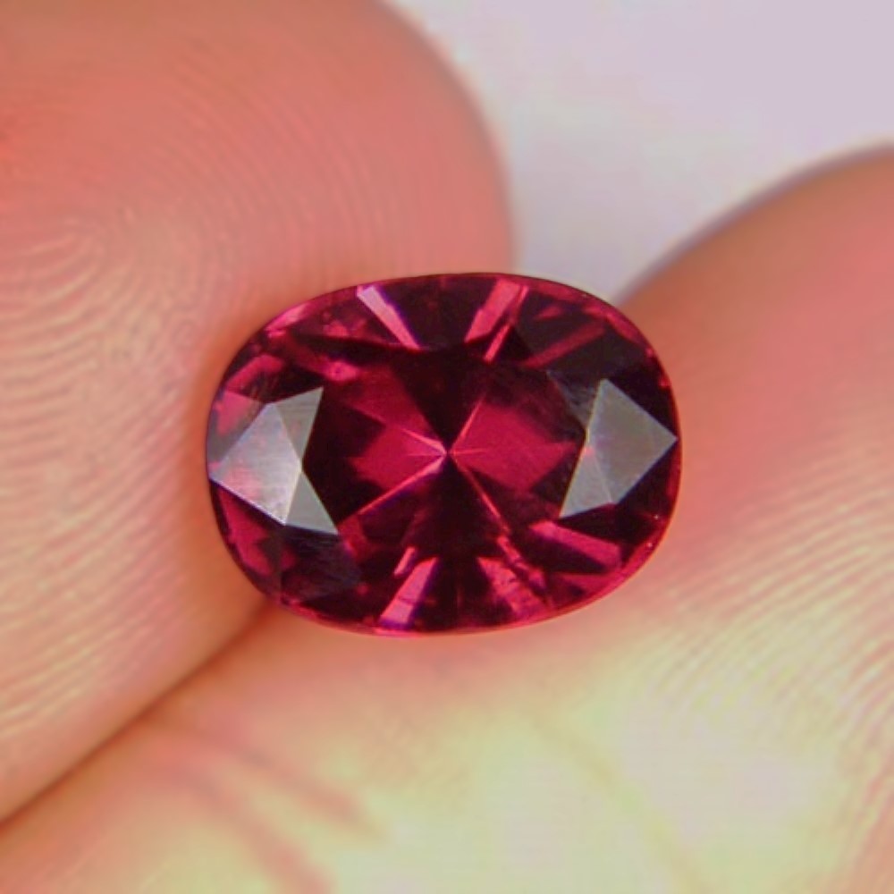 Rich Color! Huge & Natural Red South East Asia Spinel 4.21 ct GL