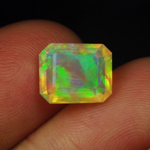 Multi-Color Fire! Fine Quality Welo Crystal Opal 3.92 ct GL