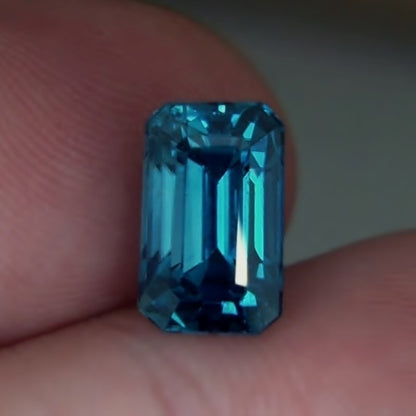 Top Gem Color! Cambodian Blue Natural Zircon 7.81 ct GL