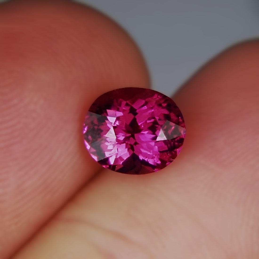 Special Color! Rich Pink South East Asia Spinel 1.60 ct GL