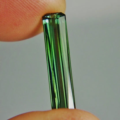 Bright & Pretty! Green Nigerian Tourmaline 7.64 Carat