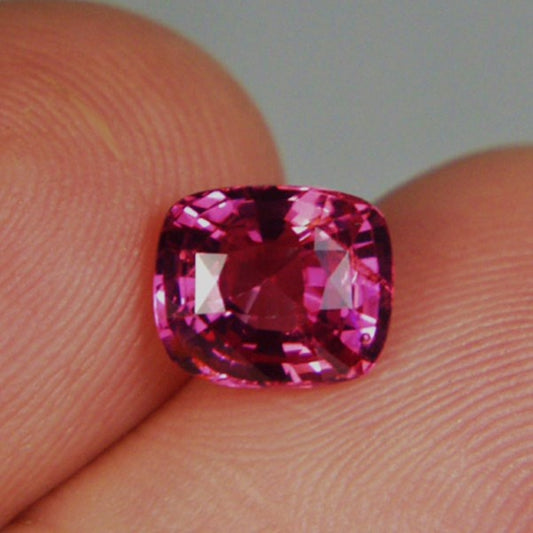 Old Stock! Hot Vivid Pink Burmese Spinel 2.55 ct