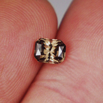 Natural Color Change Garnet — 0.84 ct, Kenya, Emerald Radiant