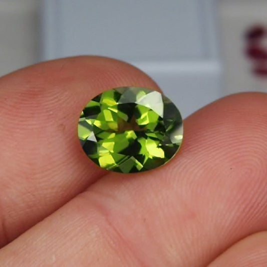 Bright & Pretty! San Carlos Arizona Peridot 4.48 ct