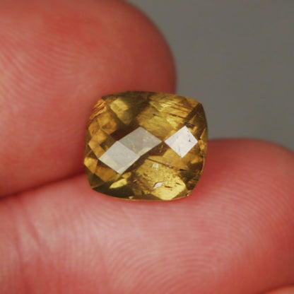 Natural Vesuvianite (Idocrase) — 5.87 ct, Tanzania (Meralani Hills), Checkerboard Cushion (GL)