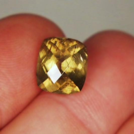 Natural Vesuvianite (Idocrase) — 5.87 ct, Tanzania (Meralani Hills), Checkerboard Cushion (GL)