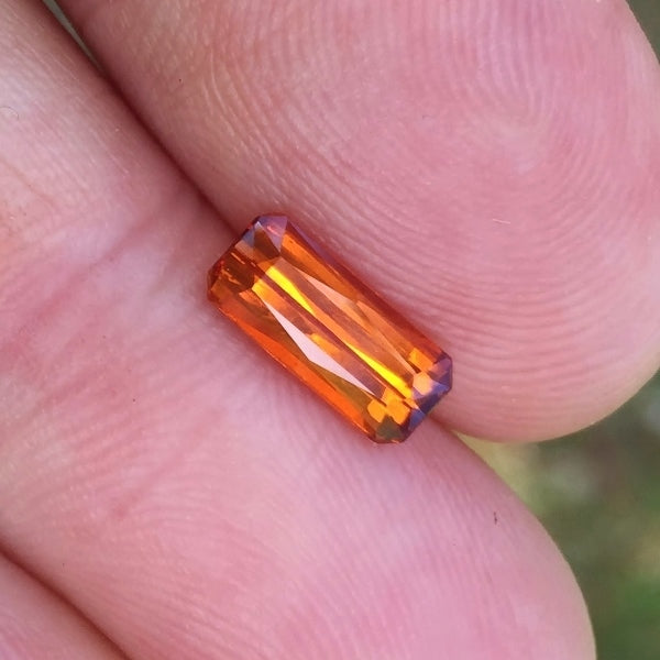 Natural Spessartite Garnet — 1.73 ct, Nigeria, Emerald Scissor Cut