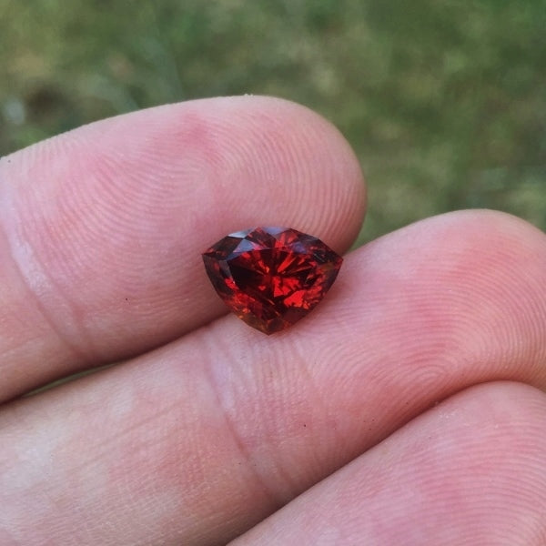 Natural Spessartite Garnet — 3.85 ct, Nigeria, Shield Cut