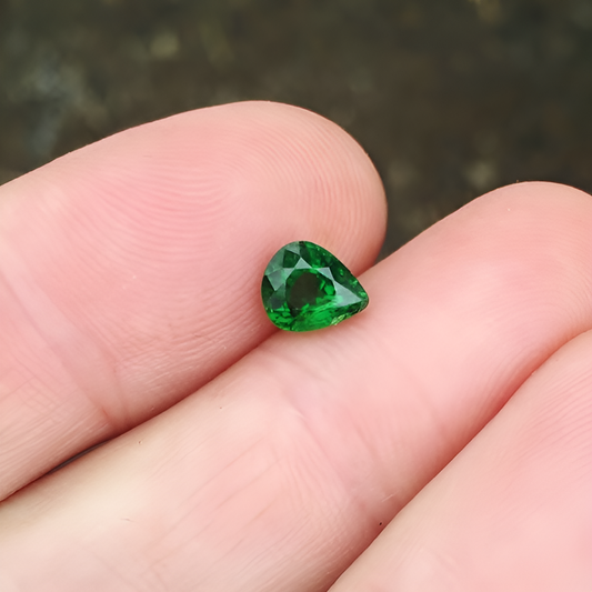 Intense Chrome Green Tsavorite Garnet Kenya 1.27 carats