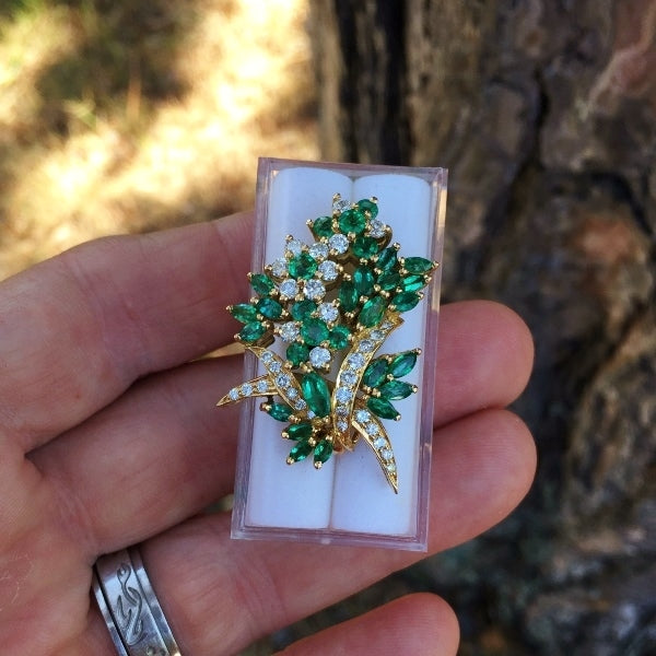 Fine Quality! Vintage 18 kt Emerald and Diamond Pendant