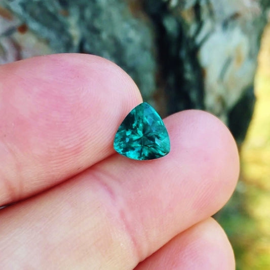 Color! Indicolite Tourmaline Afghanistan 2.14 ct GL