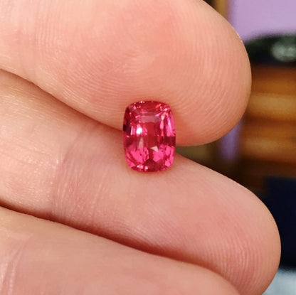 Hot Color! Natural Mahenge Spinel Tanzania 2.33 carats
