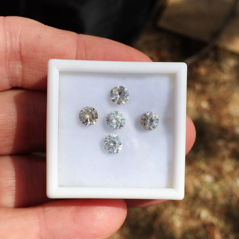 Brilliant! Harts Range Australia Natural Zircon 3.85 Carat Lot