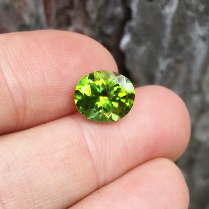 Fine Quality! Bright & Pretty Arizona Peridot 4.51 Carats