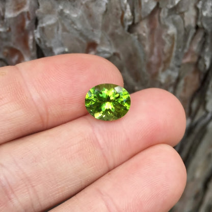 Fine Quality! Bright & Pretty Arizona Peridot 4.51 Carats