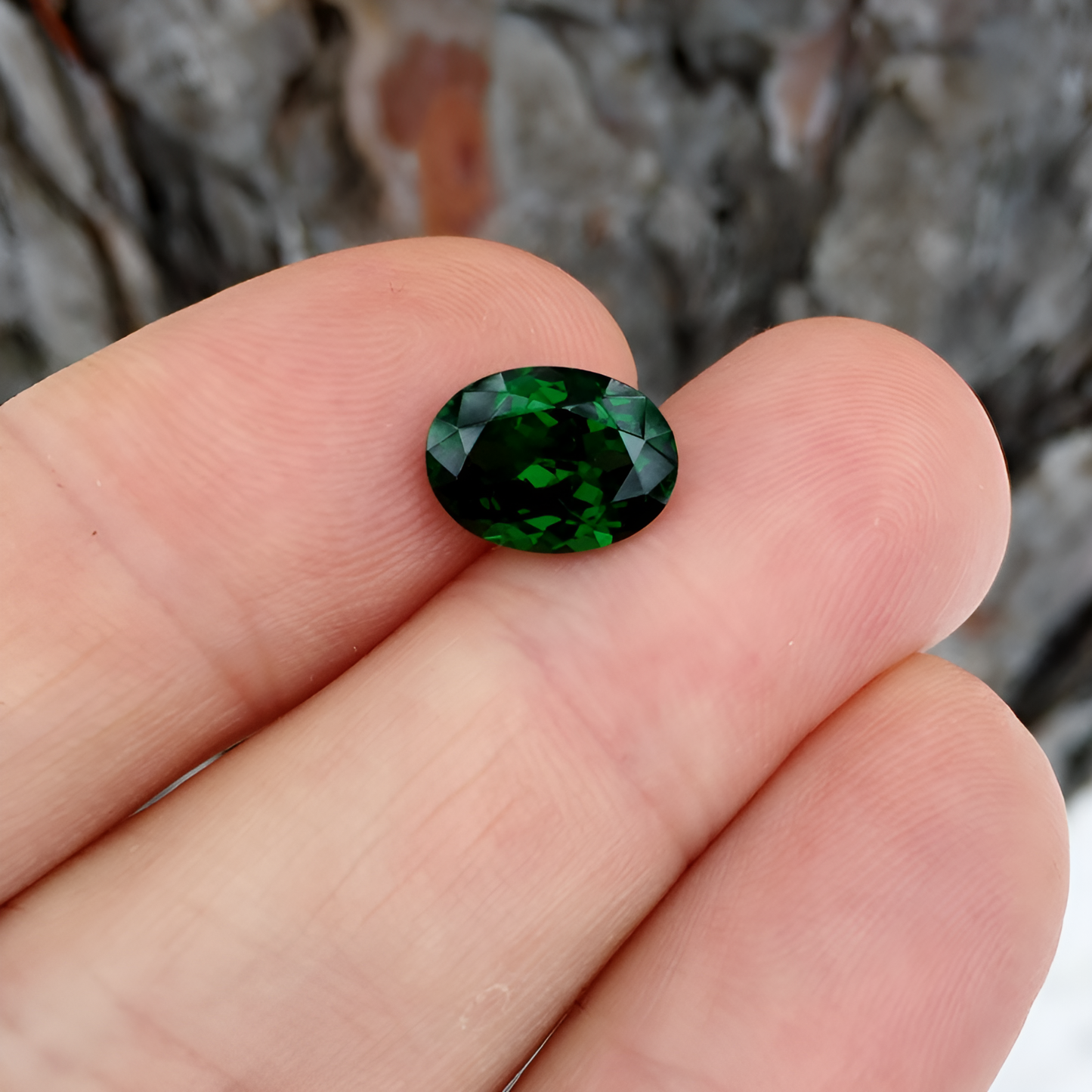 GIA Certified Natural Tsavorite Garnet Kenya 3.65 carats GL