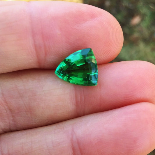 Fine Color & Bright! Kelly Green Tourmaline Brazil 4.86 ct