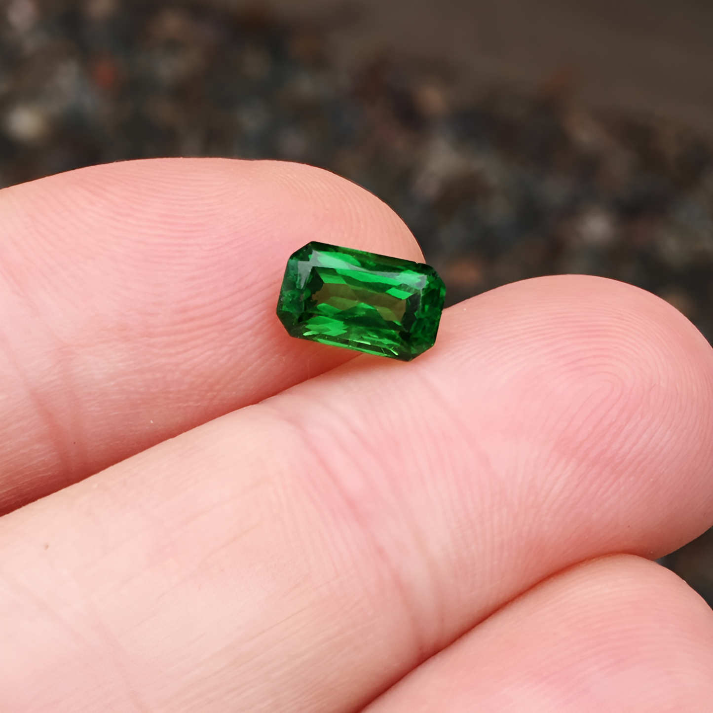 Fine Color & Clarity! Tsavorite Green Garnet Kenya 1.72 ct