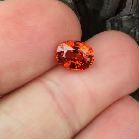 Natural Spessartite Garnet — 2.17 ct, Nigeria, Oval Facet
