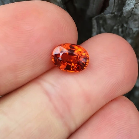 Natural Spessartite Garnet — 2.17 ct, Nigeria, Oval Facet