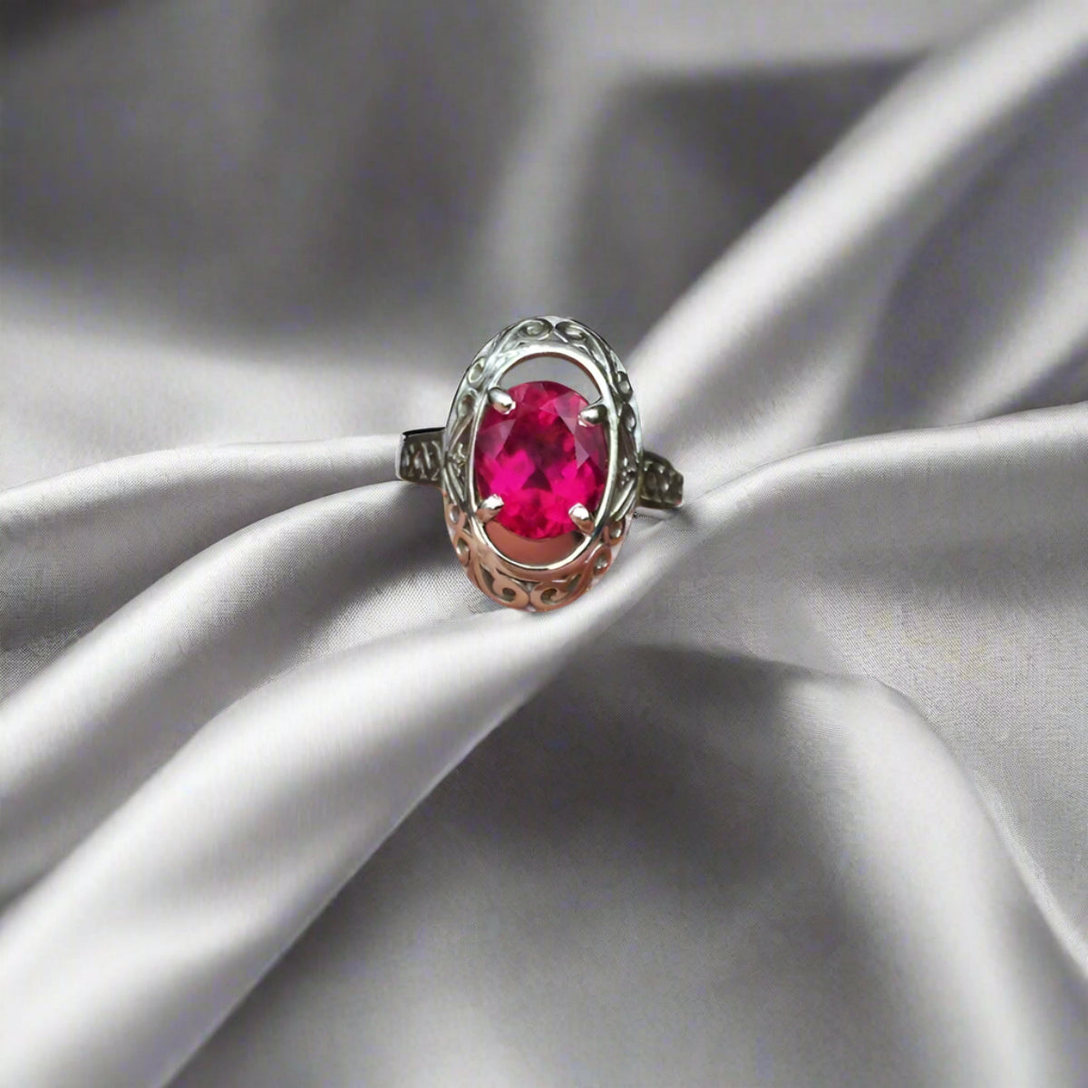 Antique / Vintage 14kt White Gold Rubellite Tourmaline Ring
