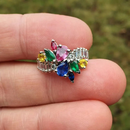 18 Karat White Gold Multi-Color Sapphire Diamond Ring 5+ ct