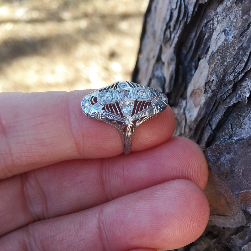 Antique! 18kt White Gold Filigree Diamond Ring