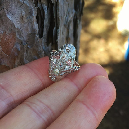 Antique! 18kt White Gold Filigree Diamond Ring