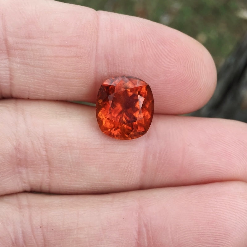 Natural Clinohumite — 7.64 ct, Pakistan–Afghanistan Border Region (GL)