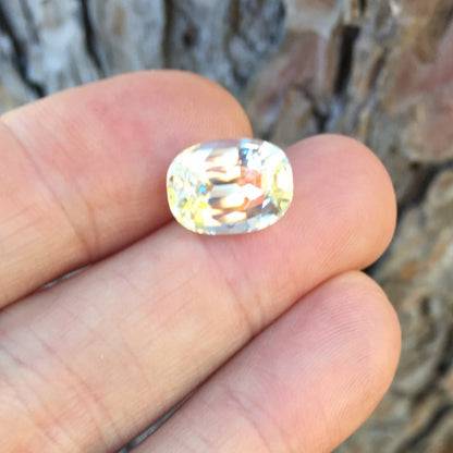 Big & Bright! Natural Light Yellow Sapphire Sri Lanka 9.80 ct
