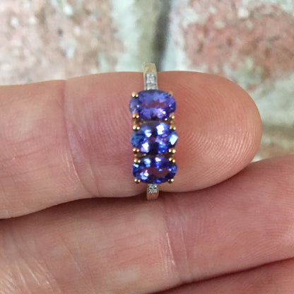 Elegant 10K Yellow Gold Tanzanite & Diamond Ring