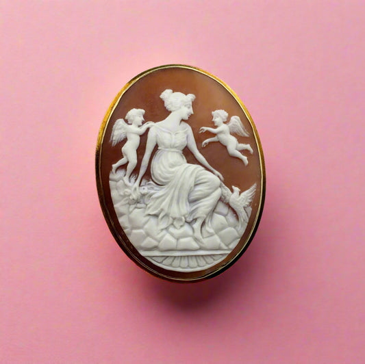 Antique! Extra Large Shell Cameo Pin 14-karat Yellow Gold