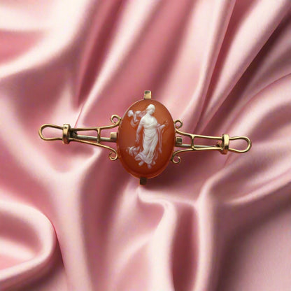 Antique! Carnelian Stone Cameo 14-karat  Pin Yellow Gold