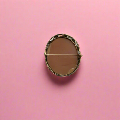 Antique! Extra Large Shell Cameo Pin 10-karat Yellow Gold